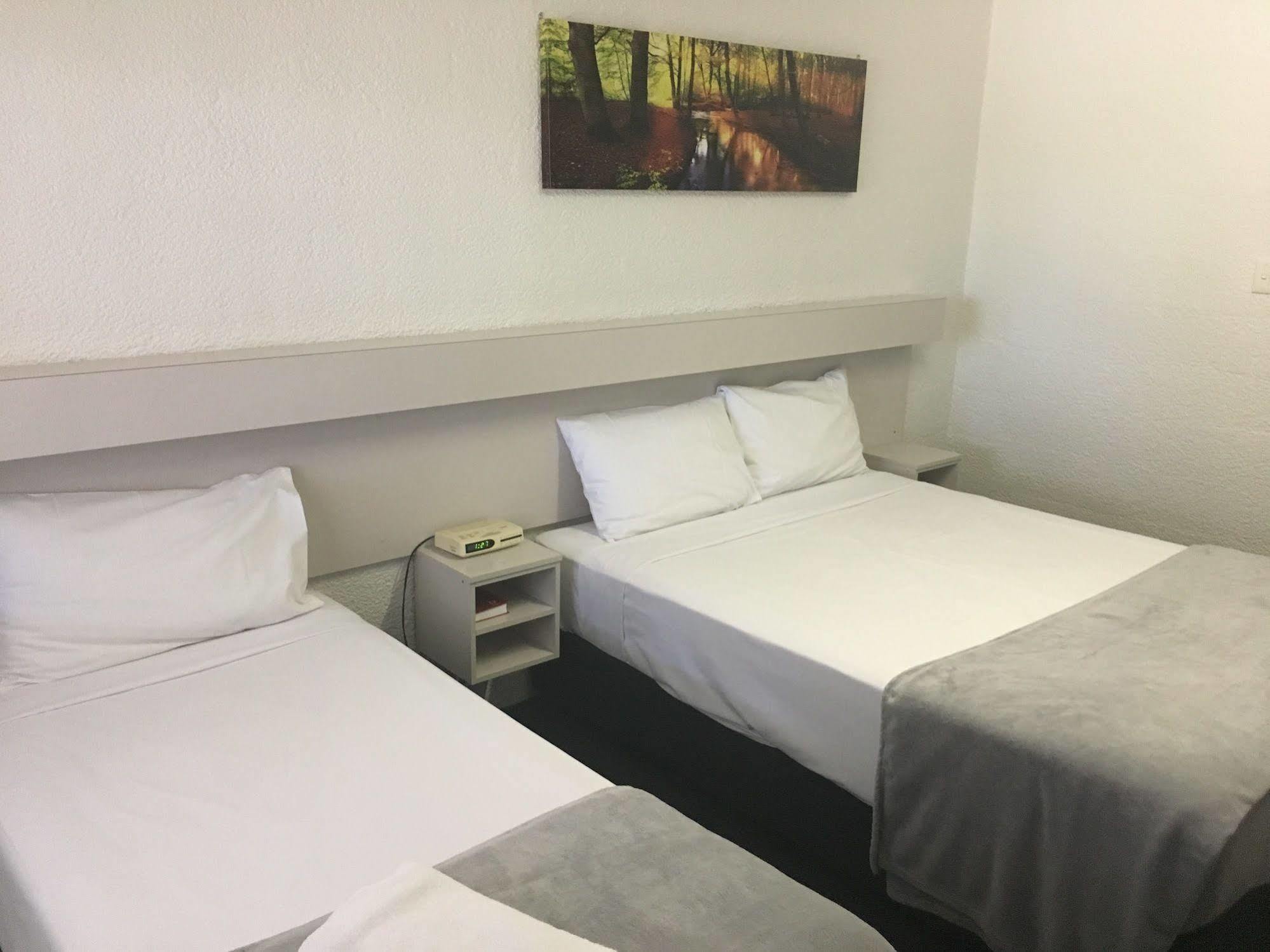 Balonne River Motor Inn Saint George Exteriör bild